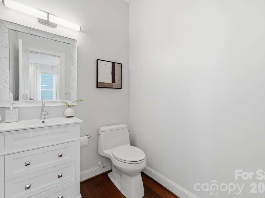 1919 Lela Avenue, Charlotte, NC 28208.  MLS# CAR4369301, YatesRealty ID 17226. 