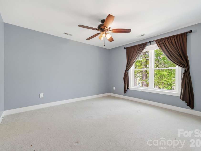 1919 Lela Avenue, Charlotte, NC 28208.  MLS# CAR4369301, YatesRealty ID 17226. 