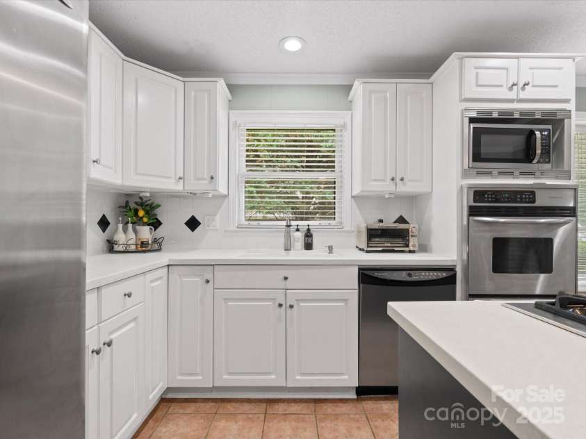 3367 Tanglewood Drive, Rock Hill, SC 29732.  MLS# CAR4265683, YatesRealty ID 17227. 