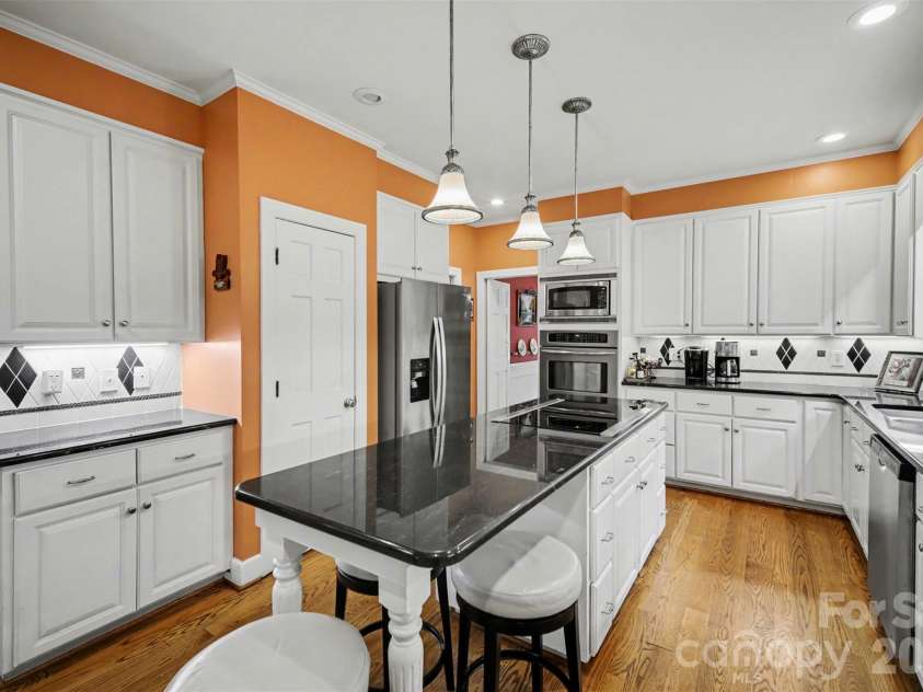 814 Main Street, Mount Holly, NC 28120.  MLS# CAR4373207, YatesRealty ID 17228. 