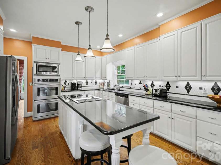 814 Main Street, Mount Holly, NC 28120.  MLS# CAR4373207, YatesRealty ID 17228. 