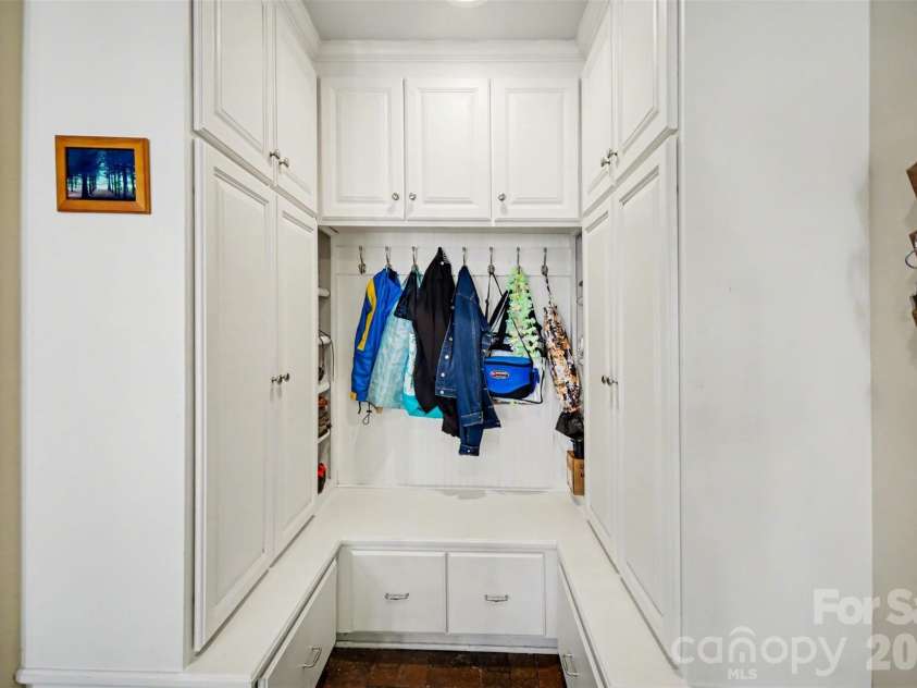 814 Main Street, Mount Holly, NC 28120.  MLS# CAR4373207, YatesRealty ID 17228. 
