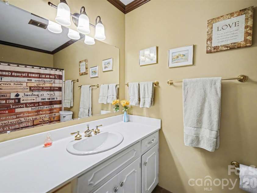 814 Main Street, Mount Holly, NC 28120.  MLS# CAR4373207, YatesRealty ID 17228. 