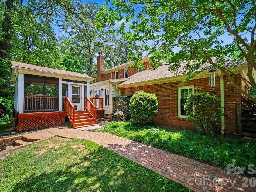 814 Main Street, Mount Holly, NC 28120.  MLS# CAR4373207, YatesRealty ID 17228. 