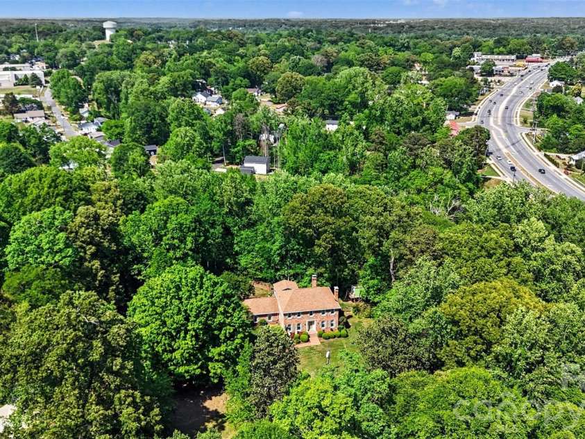 814 Main Street, Mount Holly, NC 28120.  MLS# CAR4373207, YatesRealty ID 17228. 
