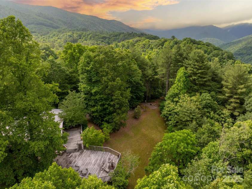 2736 White Oak Flats Road, Green Mountain, NC 28740.  MLS# CAR4157590, YatesRealty ID 1723. 