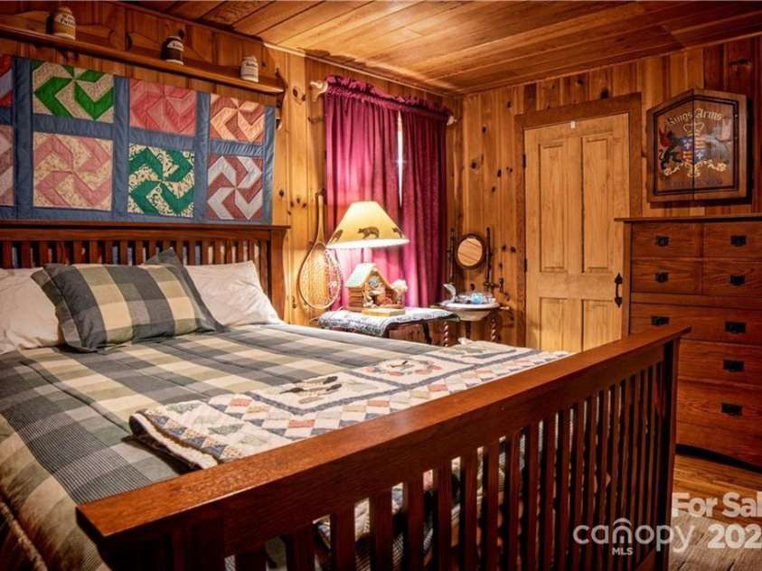 2736 White Oak Flats Road, Green Mountain, NC 28740.  MLS# CAR4157590, YatesRealty ID 1723. 