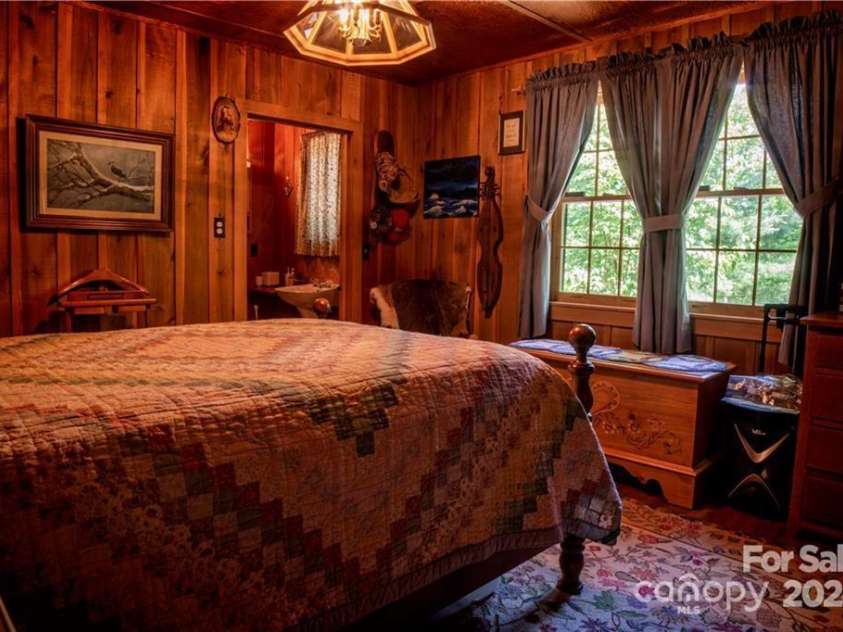 2736 White Oak Flats Road, Green Mountain, NC 28740.  MLS# CAR4157590, YatesRealty ID 1723. 