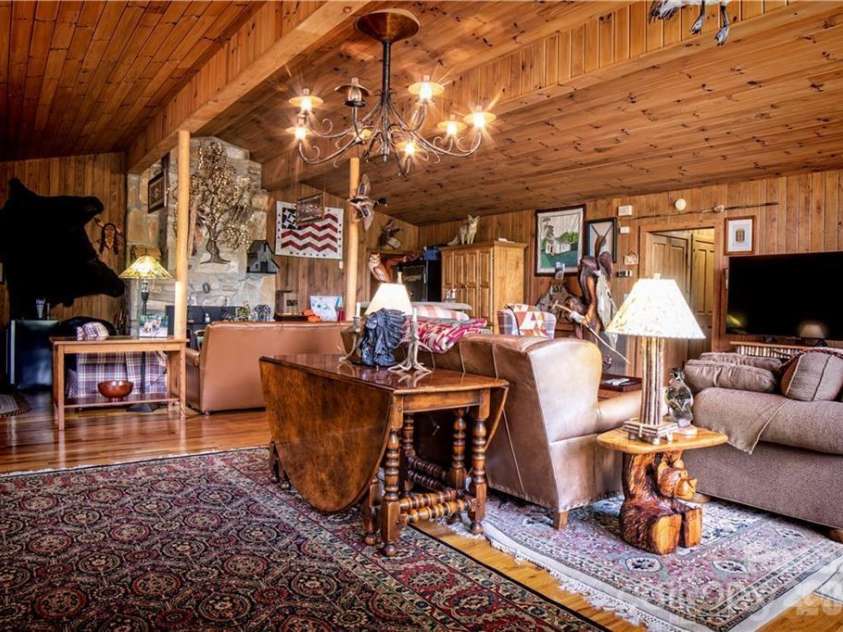 2736 White Oak Flats Road, Green Mountain, NC 28740.  MLS# CAR4327209, YatesRealty ID 1723. 