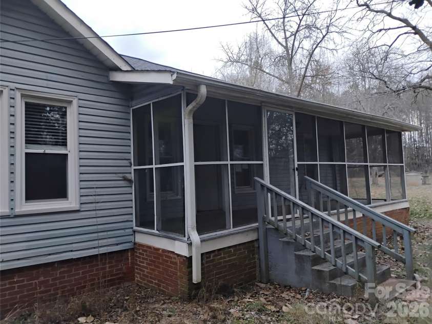 229 Friendship Drive, Ellenboro, NC 28040.  MLS# CAR4375148, YatesRealty ID 17230. 