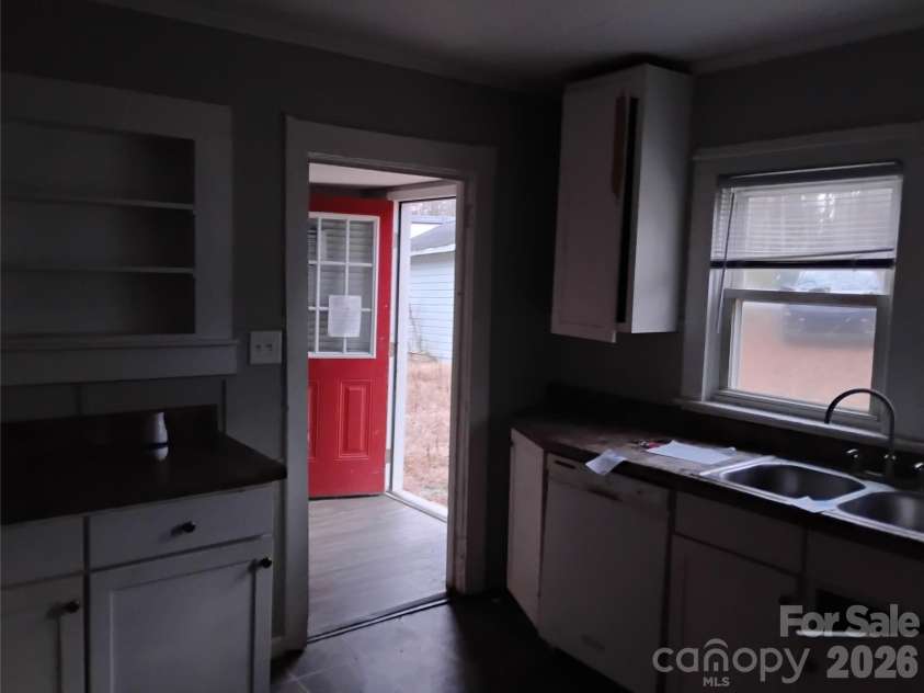 229 Friendship Drive, Ellenboro, NC 28040.  MLS# CAR4375148, YatesRealty ID 17230. 