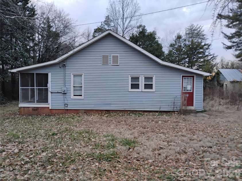 229 Friendship Drive, Ellenboro, NC 28040.  MLS# CAR4375148, YatesRealty ID 17230. 