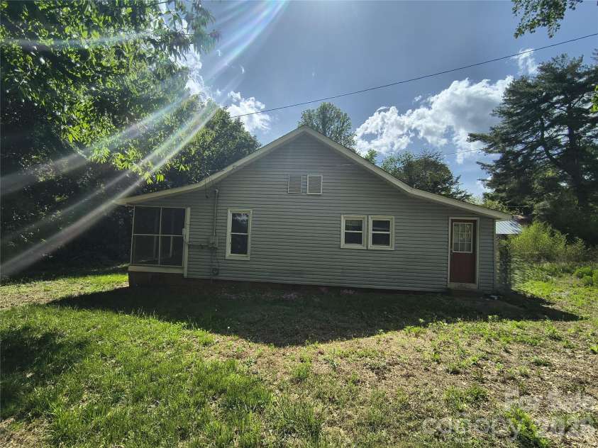 229 Friendship Drive, Ellenboro, NC 28040.  MLS# CAR4375148, YatesRealty ID 17230. 