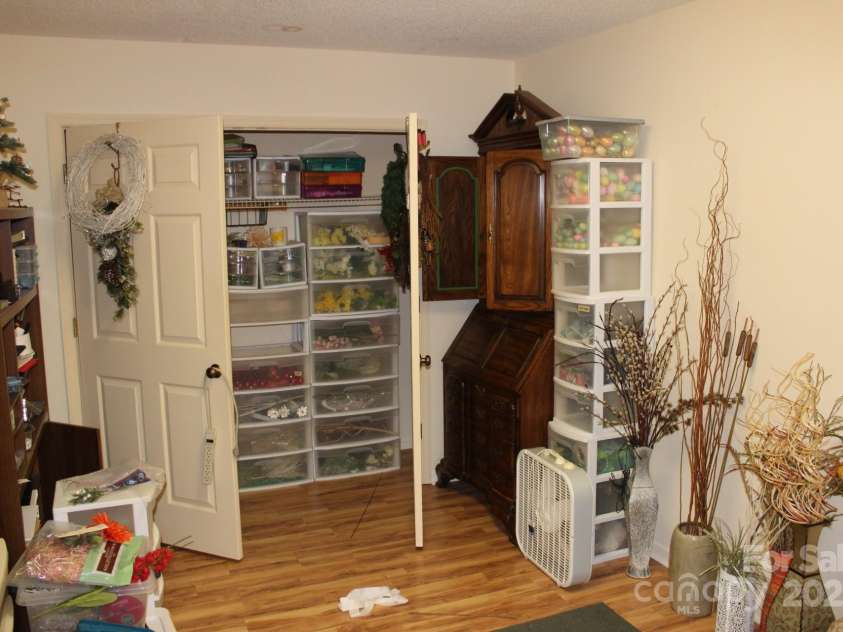 44 Jervey Road, Tryon, NC 28782.  MLS# CAR4327989, YatesRealty ID 17230. 