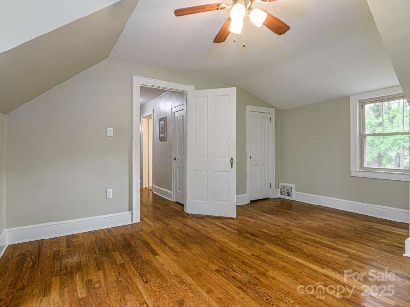 114 Eastwood Avenue, Swannanoa, NC 28778.  MLS# CAR4261055, YatesRealty ID 17232. 