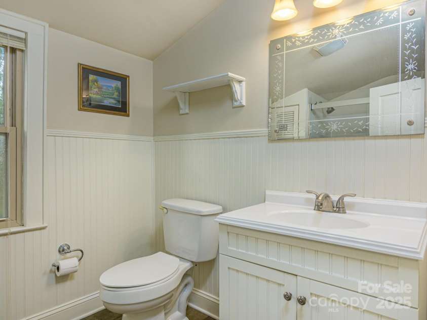 114 Eastwood Avenue, Swannanoa, NC 28778.  MLS# CAR4261055, YatesRealty ID 17232. 