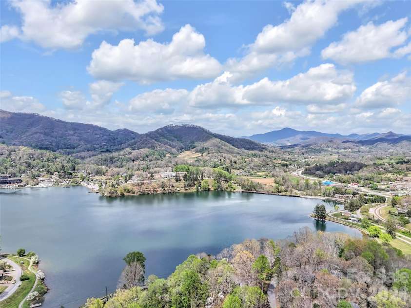 29 Tillman Road, Lake Junaluska, NC 28745.  MLS# CAR4363461, YatesRealty ID 17233. 