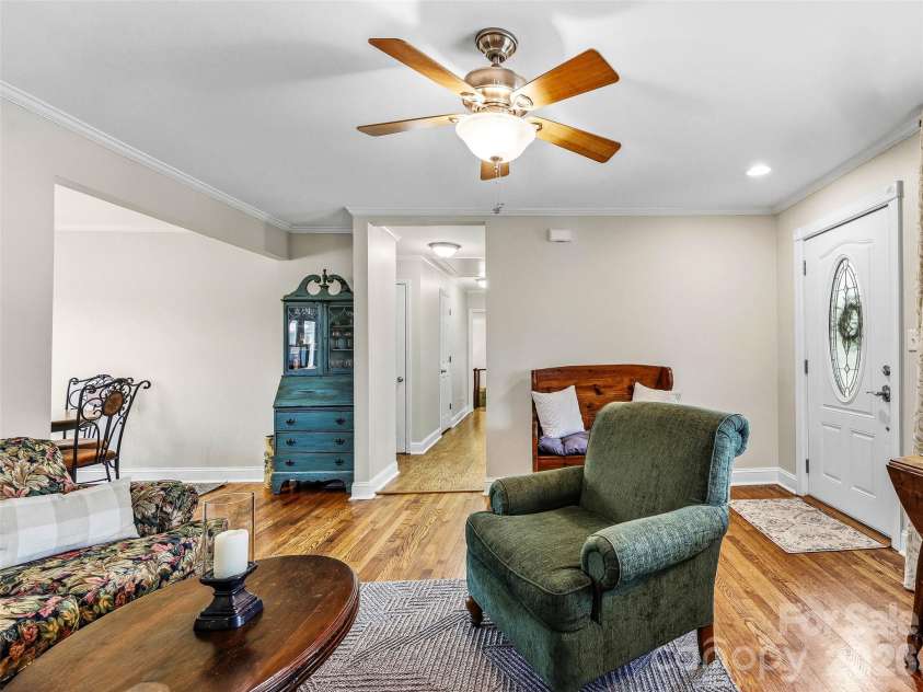 55 Pressley Avenue, Brevard, NC 28712.  MLS# CAR4365079, YatesRealty ID 17234. 