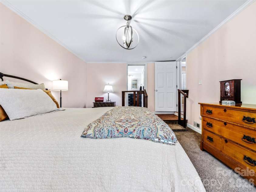 55 Pressley Avenue, Brevard, NC 28712.  MLS# CAR4365079, YatesRealty ID 17234. 