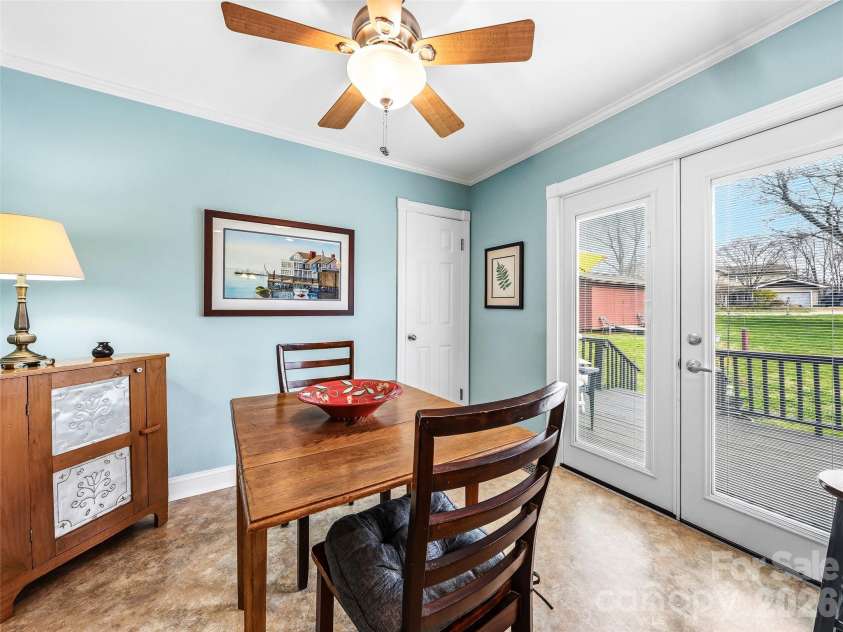 55 Pressley Avenue, Brevard, NC 28712.  MLS# CAR4365079, YatesRealty ID 17234. 