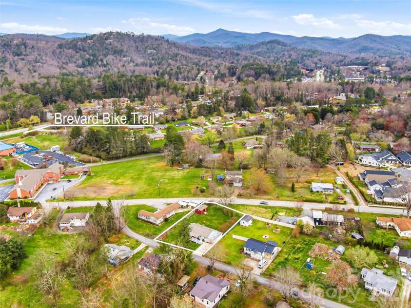 55 Pressley Avenue, Brevard, NC 28712.  MLS# CAR4365079, YatesRealty ID 17234. 
