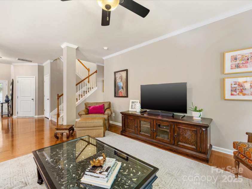 6619 Hermsley Road, Charlotte, NC 28278.  MLS# CAR4264114, YatesRealty ID 17234. 