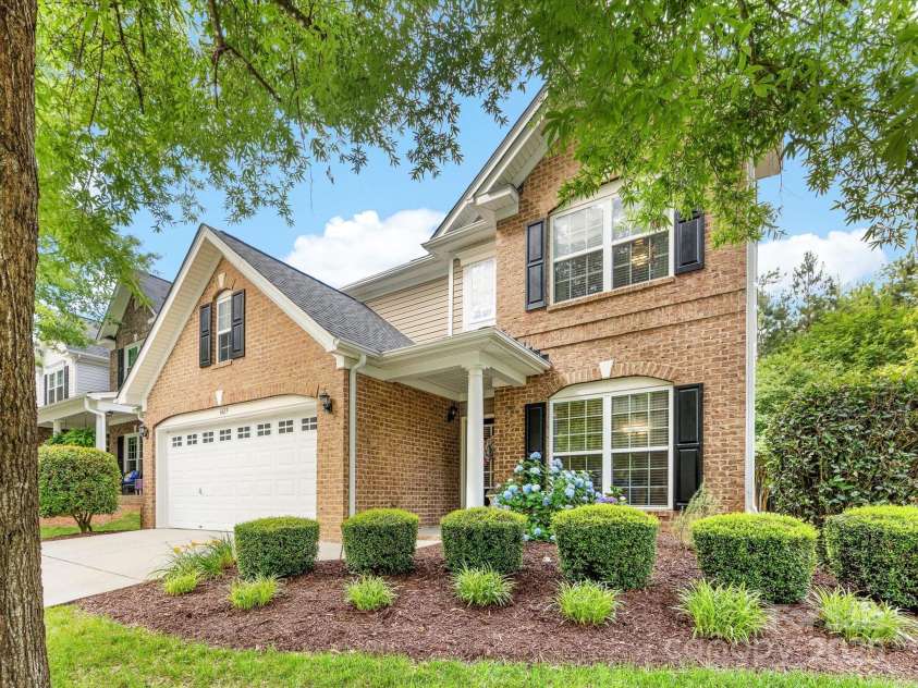 6619 Hermsley Road, Charlotte, NC 28278.  MLS# CAR4264114, YatesRealty ID 17234. 