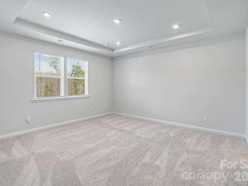 948 Exeter Drive, Sherrills Ford, NC 28673.  MLS# CAR4359195, YatesRealty ID 17235. 