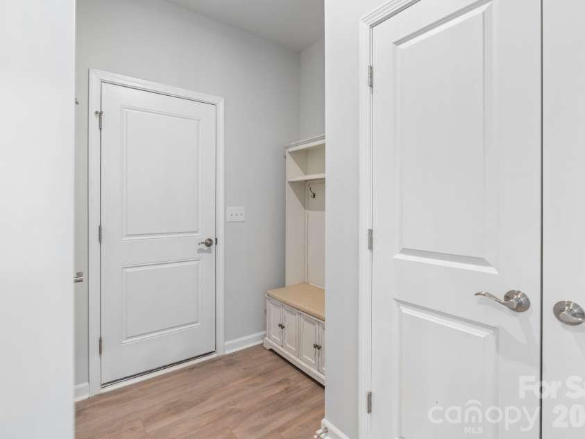 948 Exeter Drive, Sherrills Ford, NC 28673.  MLS# CAR4359195, YatesRealty ID 17235. 