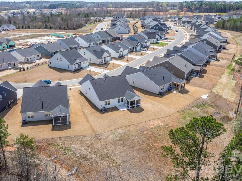 948 Exeter Drive, Sherrills Ford, NC 28673.  MLS# CAR4359195, YatesRealty ID 17235. 