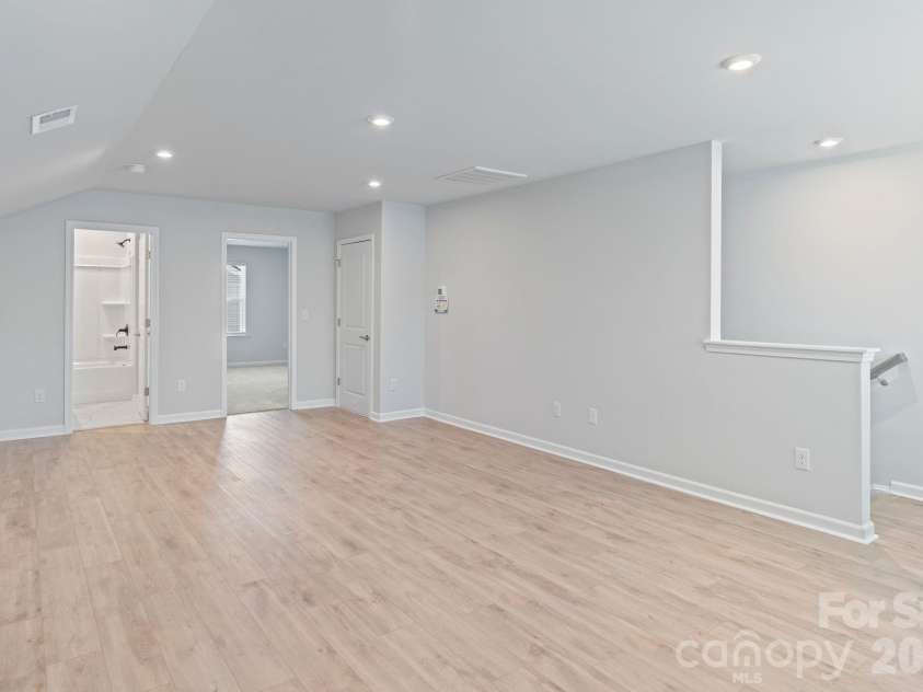 948 Exeter Drive, Sherrills Ford, NC 28673.  MLS# CAR4359195, YatesRealty ID 17235. Upstairs Flex/Bonus