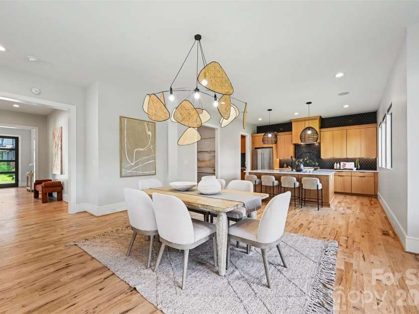 2333 Pinckney Avenue, Charlotte, NC 28205.  MLS# CAR4371235, YatesRealty ID 17237. 