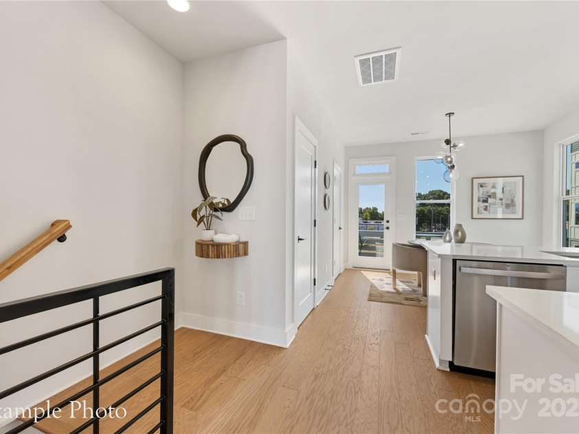 546 Rountree Road, Charlotte, NC 28217.  MLS# CAR4250119, YatesRealty ID 17237. 