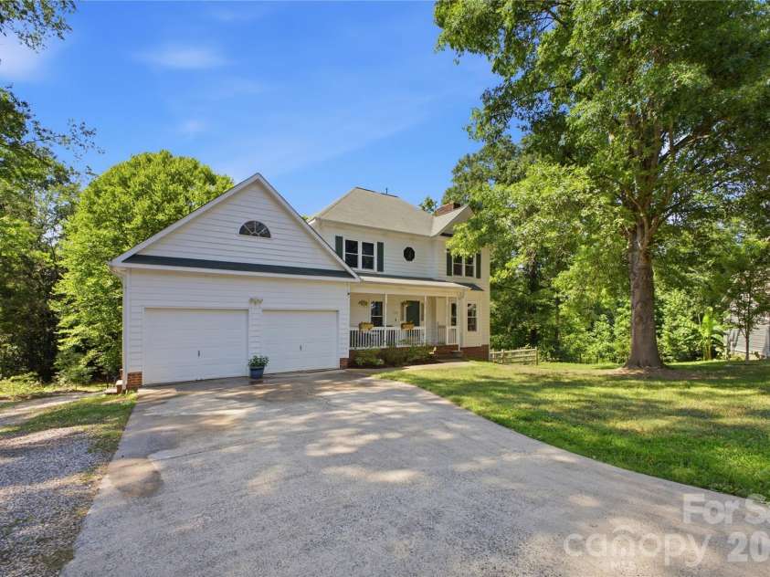109 Elk Court, Mount Holly, NC 28120.  MLS# CAR4344317, YatesRealty ID 1724. 