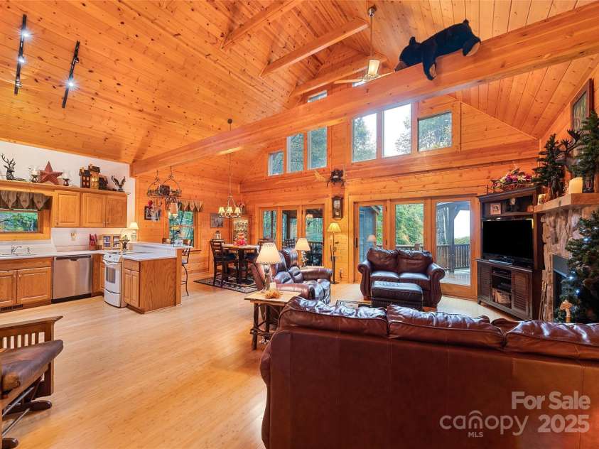 1664 Tawodi Trail, Maggie Valley, NC 28751.  MLS# CAR4308609, YatesRealty ID 1724. 
