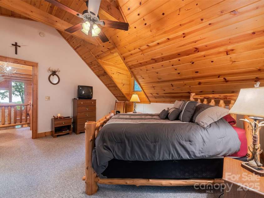 1664 Tawodi Trail, Maggie Valley, NC 28751.  MLS# CAR4308609, YatesRealty ID 1724. 