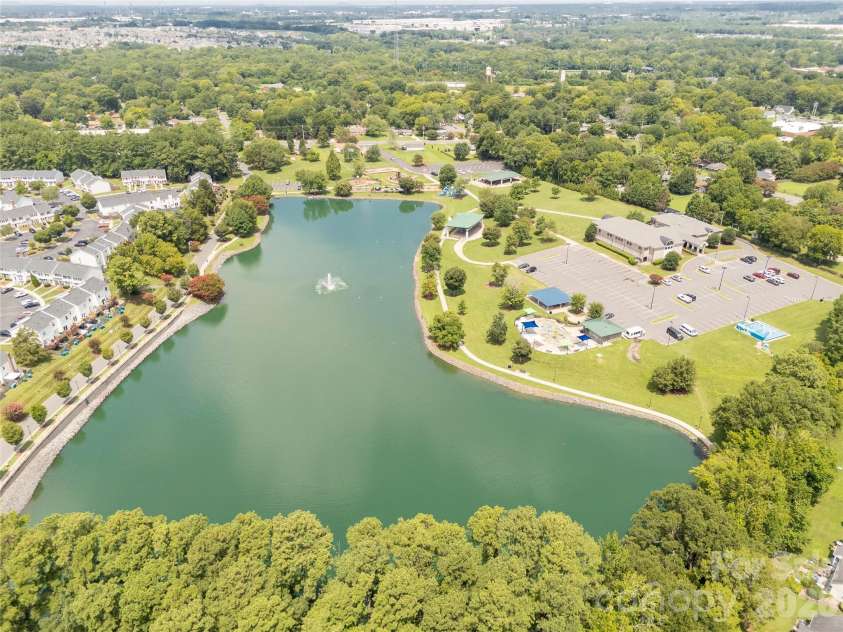 1405 Lakeview Drive, Pineville, NC 28134.  MLS# CAR4410731, YatesRealty ID 17241. 
