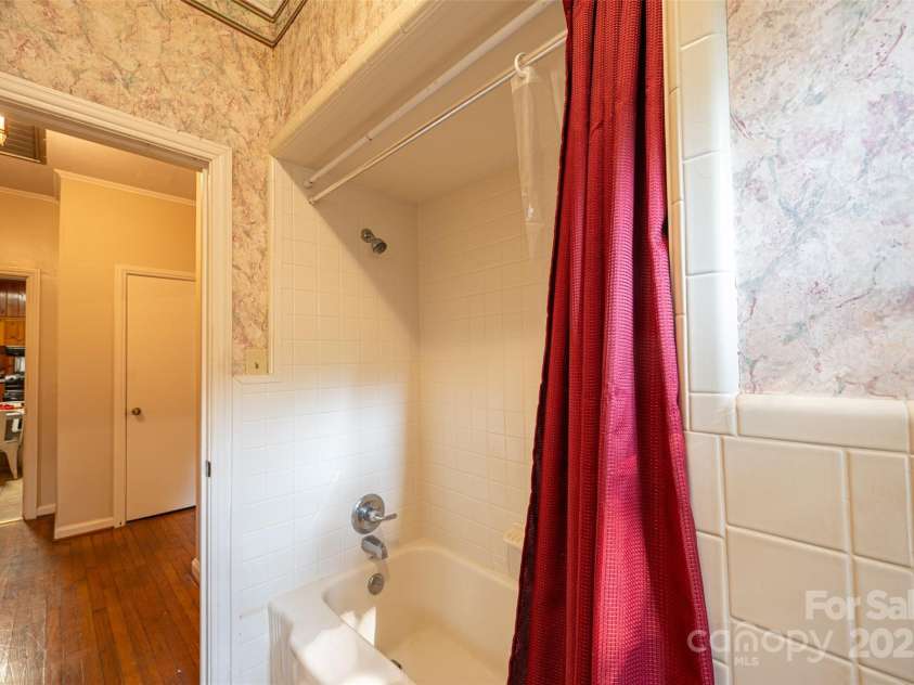 100 Rudisill Avenue, Cherryville, NC 28021.  MLS# CAR4266648, YatesRealty ID 17242. 