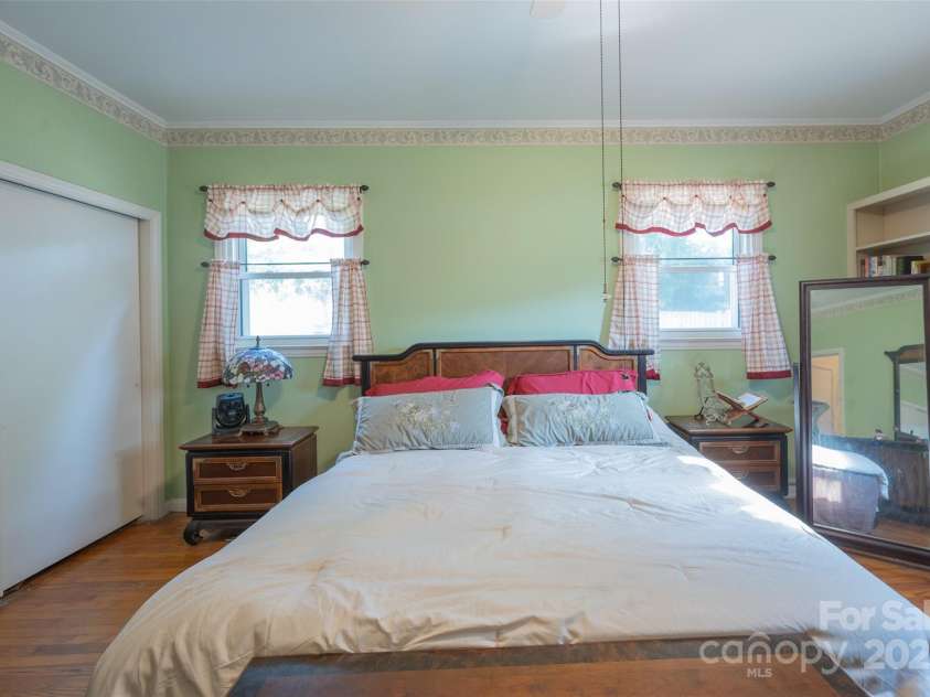 100 Rudisill Avenue, Cherryville, NC 28021.  MLS# CAR4266648, YatesRealty ID 17242. 