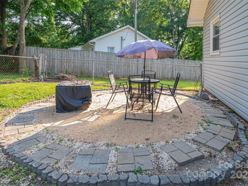 100 Rudisill Avenue, Cherryville, NC 28021.  MLS# CAR4266648, YatesRealty ID 17242. 