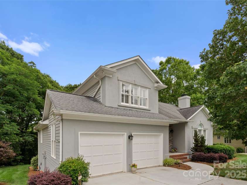 4101 Fairway Downs Court, Charlotte, NC 28277.  MLS# CAR4260359, YatesRealty ID 17243. 