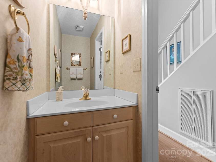 4101 Fairway Downs Court, Charlotte, NC 28277.  MLS# CAR4260359, YatesRealty ID 17243. 