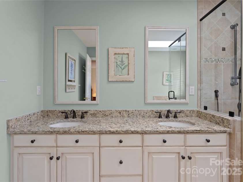 4101 Fairway Downs Court, Charlotte, NC 28277.  MLS# CAR4260359, YatesRealty ID 17243. 