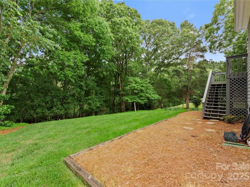4101 Fairway Downs Court, Charlotte, NC 28277.  MLS# CAR4260359, YatesRealty ID 17243. 