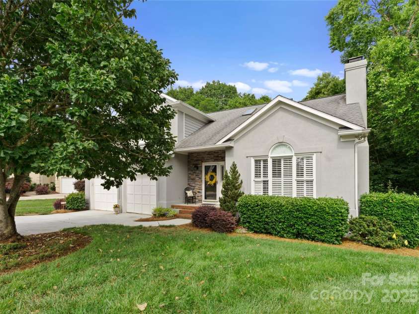 4101 Fairway Downs Court, Charlotte, NC 28277.  MLS# CAR4260359, YatesRealty ID 17243. 