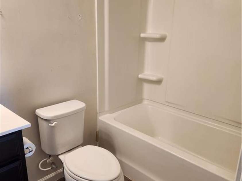 2475 Willow Pond Lane, Concord, NC 28025.  MLS# CAR4251701, YatesRealty ID 17244. 