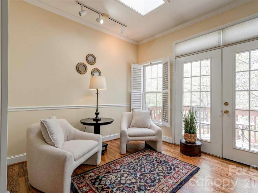 110 Columns Circle, Shelby, NC 28150.  MLS# CAR4367994, YatesRealty ID 17246. 