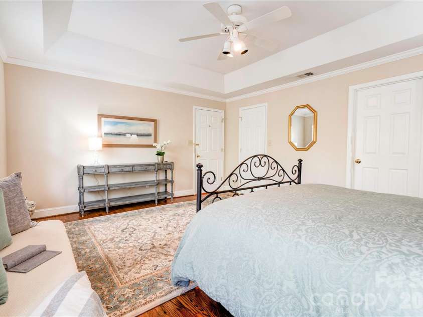 110 Columns Circle, Shelby, NC 28150.  MLS# CAR4367994, YatesRealty ID 17246. 