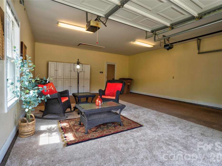 110 Columns Circle, Shelby, NC 28150.  MLS# CAR4367994, YatesRealty ID 17246. 