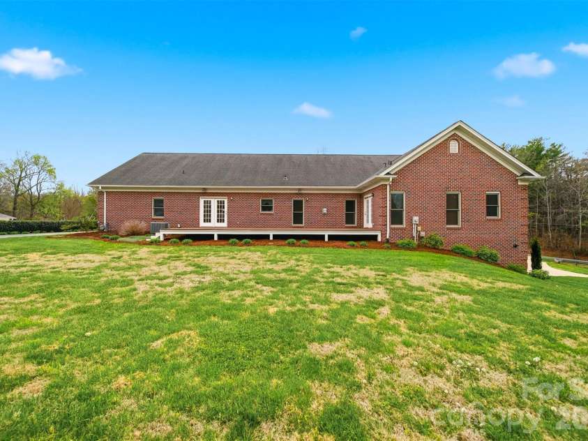3330 Shamrock Heights, Hudson, NC 28638.  MLS# CAR4362059, YatesRealty ID 17247. 